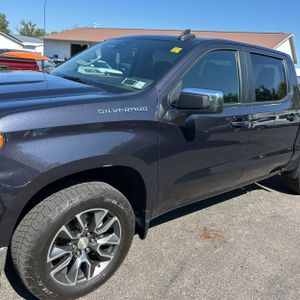 صورة 2 لـ 2022 Chevrolet SILVERADO 1500 LT