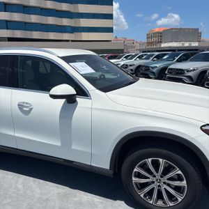 2023 Mercedes-BENZ GLC — миниатюра 13