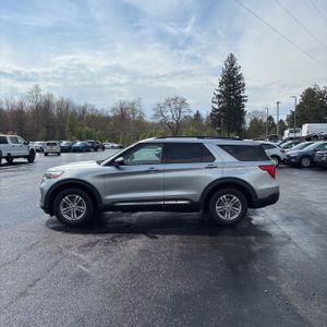 FORD EXPLORER XLT - 3