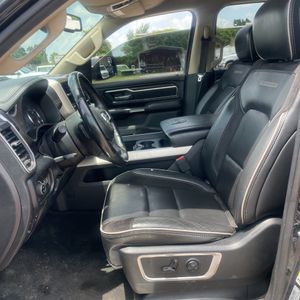 صورة مصغرة 32 لـ 2020 RAM 1500 LARAMIE