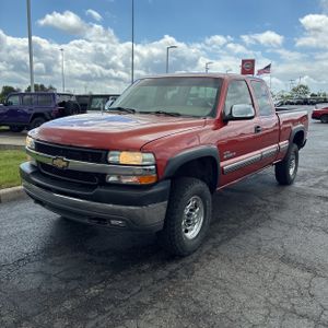 CHEVROLET SILVERADO - 1