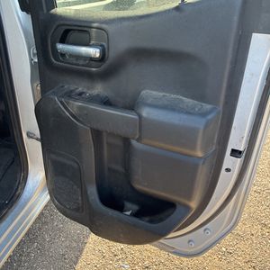 صورة مصغرة 126 لـ 2021 Chevrolet SILVERADO 1500 CUSTOM