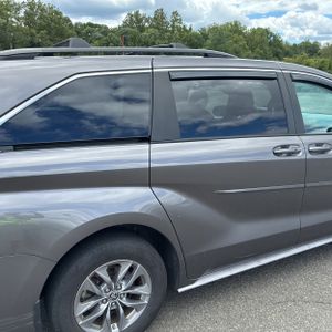 2023 Toyota SIENNA LE 8-PASSENGER 照片 9