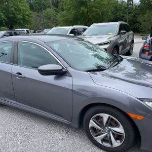 2019 Honda CIVIC LX — миниатюра 12