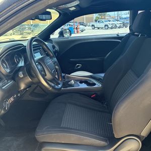 صورة مصغرة 31 لـ 2016 Dodge CHALLENGER SXT