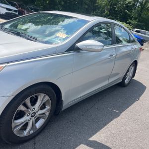 صورة 2 لـ 2011 Hyundai SONATA LIMITED