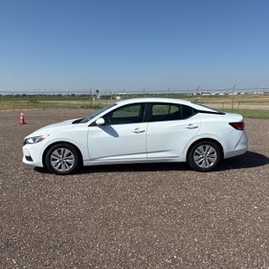 2022 Nissan SENTRA S photo 3