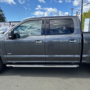 FORD F-150 XLT - 4