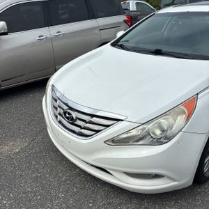 2011 Hyundai SONATA SE — фото 2
