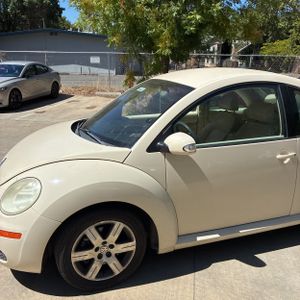2006 Volkswagen NEW BEETLE 2.5 PZEV — фото 2