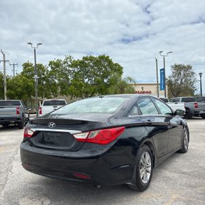 HYUNDAI SONATA GLS - 8