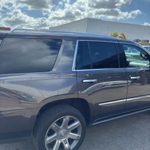 CADILLAC ESCALADE PREMIUM LUXURY - 8