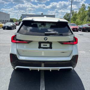 BMW X1 XDRIVE28I - 7