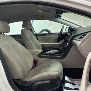 2019 Hyundai SONATA SEL — миниатюра 32