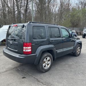 JEEP LIBERTY SPORT - 8