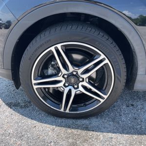 صورة مصغرة 17 لـ 2019 FORD ESCAPE SEL