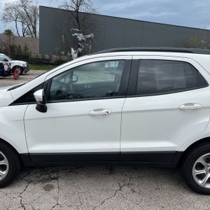 FORD ECOSPORT SE - 4