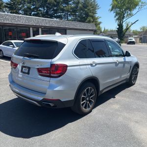 BMW X5 XDRIVE35I - 8