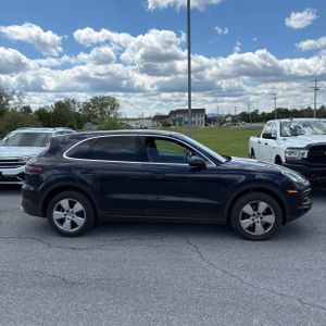 PORSCHE CAYENNE BASE - 10