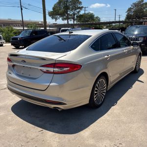 FORD FUSION ENERGI TITANIUM - 8