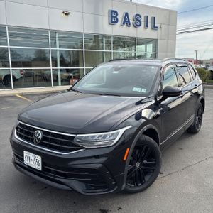 VOLKSWAGEN TIGUAN SE R-LINE BLACK - 1