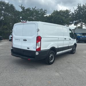 FORD TRANSIT 150 - 8