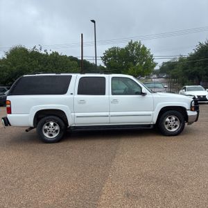 CHEVROLET SUBURBAN - 10