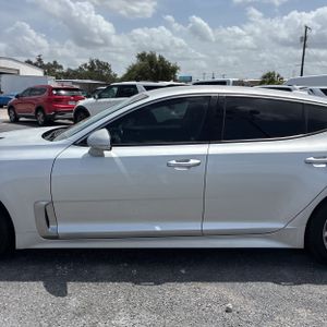 صورة 4 لـ 2018 KIA STINGER BASE