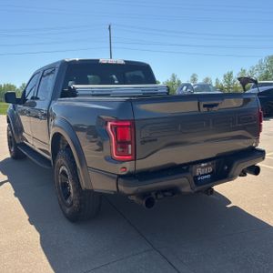 FORD F-150 RAPTOR - 4