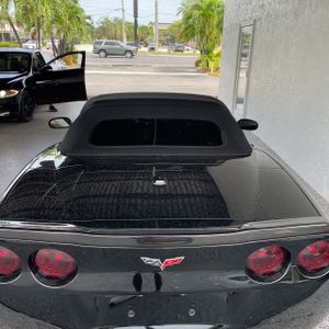 صورة مصغرة 16 لـ 2005 Chevrolet CORVETTE BASE