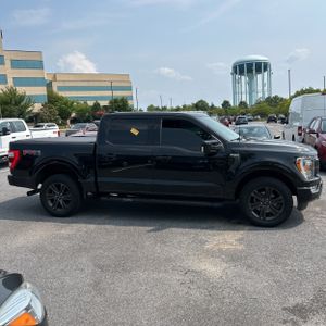 صورة 10 لـ 2021 FORD F-150 LARIAT