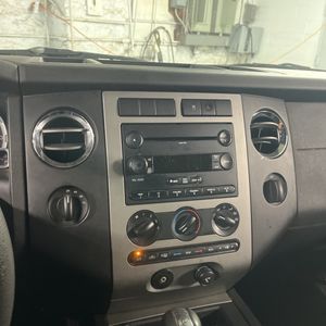 صورة 37 لـ 2007 FORD EXPEDITION XLT