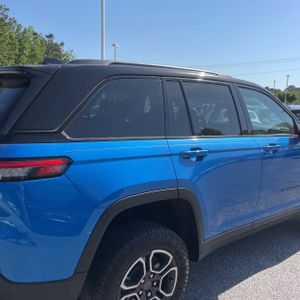 JEEP GRAND CHEROKEE 4XE TRAILHAWK - 9