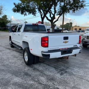 CHEVROLET SILVERADO 3500HD HIGH COUNTRY - 5