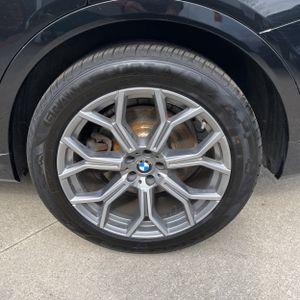 BMW X7 XDRIVE40I - 9