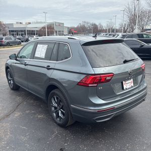 VOLKSWAGEN TIGUAN SE 4MOTION - 5