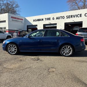AUDI A4 2.0T PREMIUM - 3