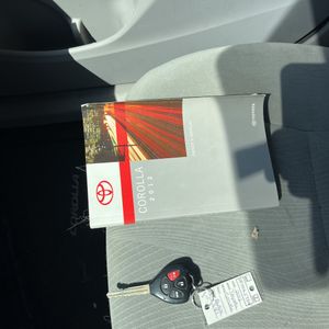 2012 Toyota COROLLA LE — миниатюра 53