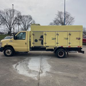 FORD COMMERCIAL VANS - 3