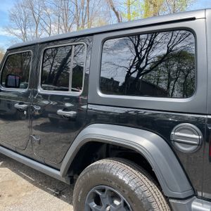 JEEP WRANGLER WILLYS 4XE - 6