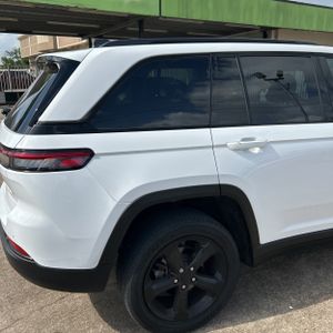 JEEP GRAND CHEROKEE ALTITUDE - 9