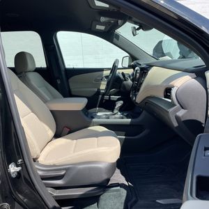 2023 Chevrolet TRAVERSE LS — миниатюра 32