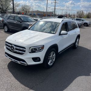 Mercedes-Benz GLB 250 4MATIC - 1