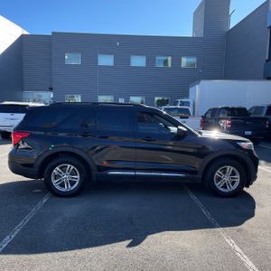 FORD EXPLORER XLT - 10