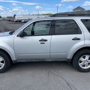 FORD ESCAPE XLT - 4