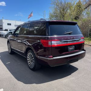 LINCOLN NAVIGATOR RESERVE - 5