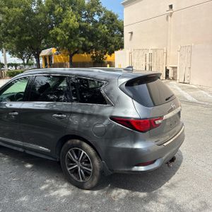 2019 Infiniti QX60 LUXE — фото 6