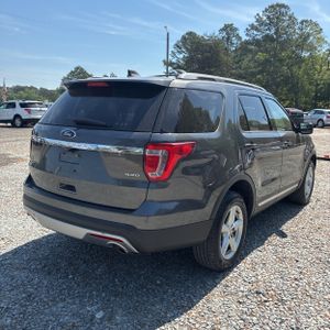 FORD EXPLORER XLT - 8