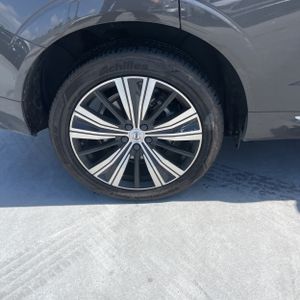 2022 Volvo XC60 B6 INSCRIPTION thumbnail 19