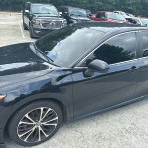 صورة 2 لـ 2020 Toyota CAMRY SE